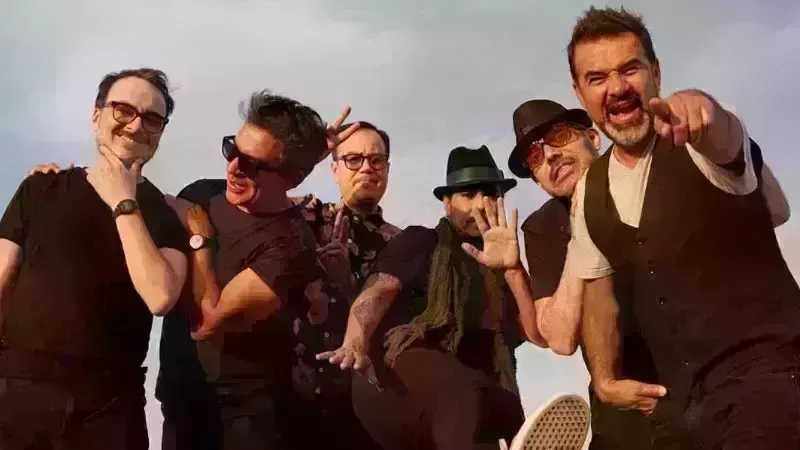 Mama Mia - Medio Siglo de Música y Sabor - Pilaseca