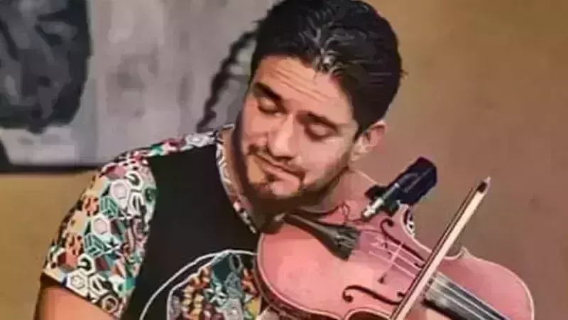 David Mendoza live at Zaki’s Mediterraneo