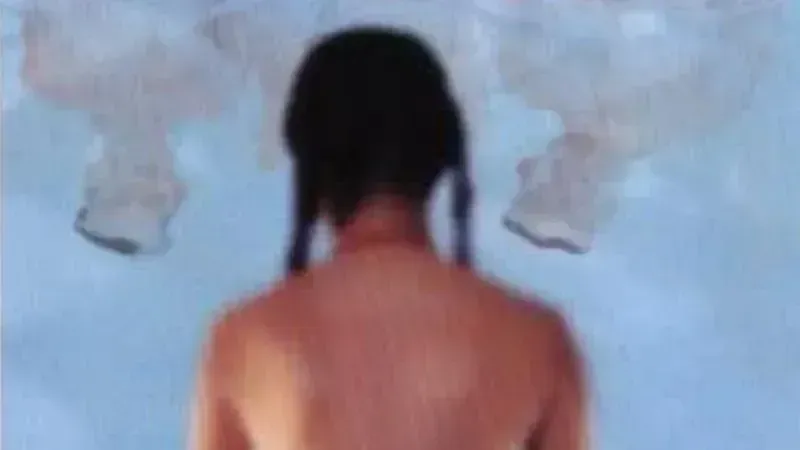 SHOWER (洗澡)