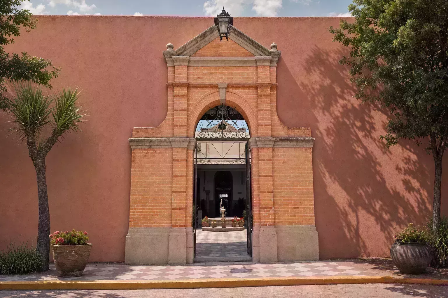 Inauguración: Exposición de Artistas Franceses