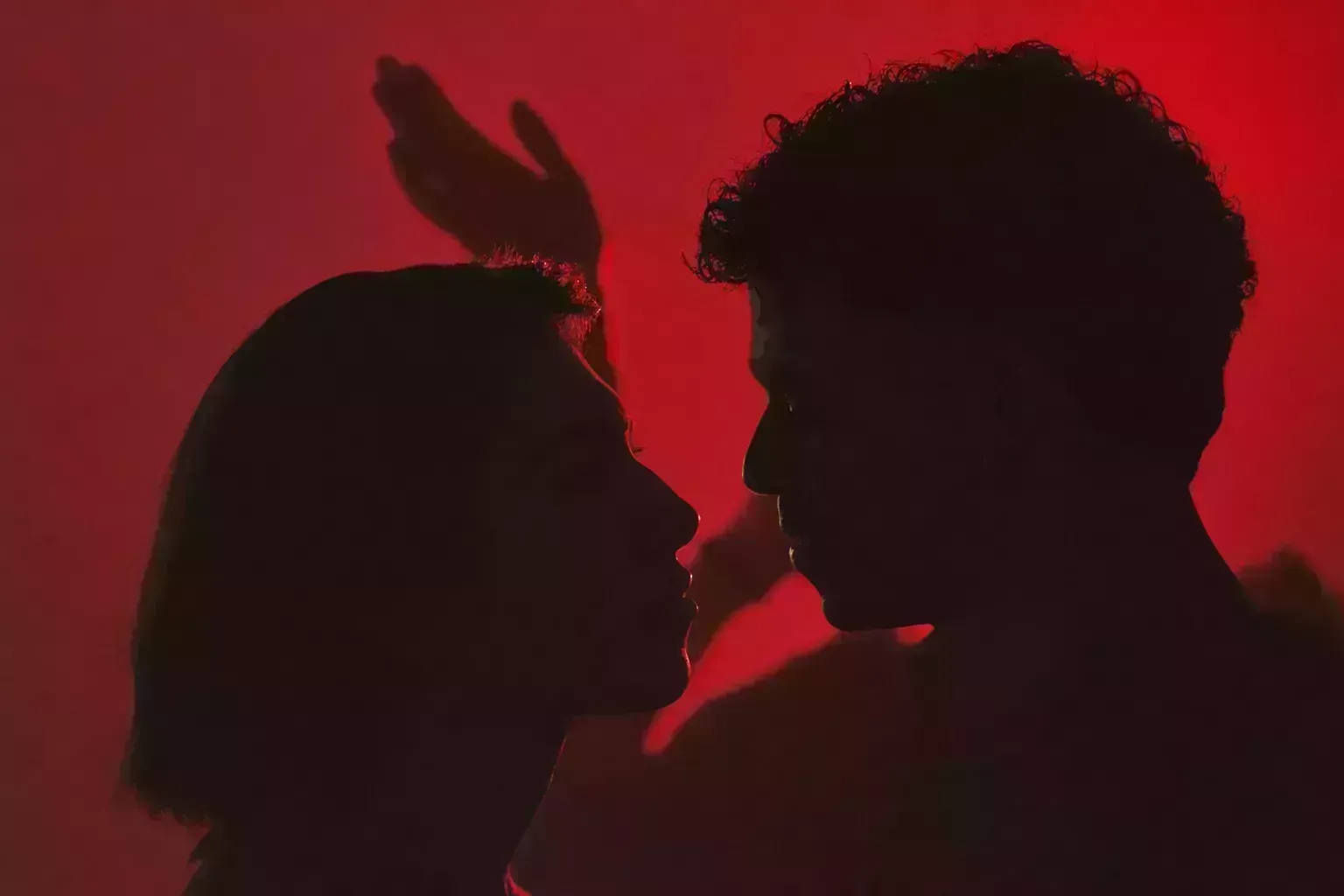 Cine Club en Cartelera: Los demonios del Amanecer, Estreno.